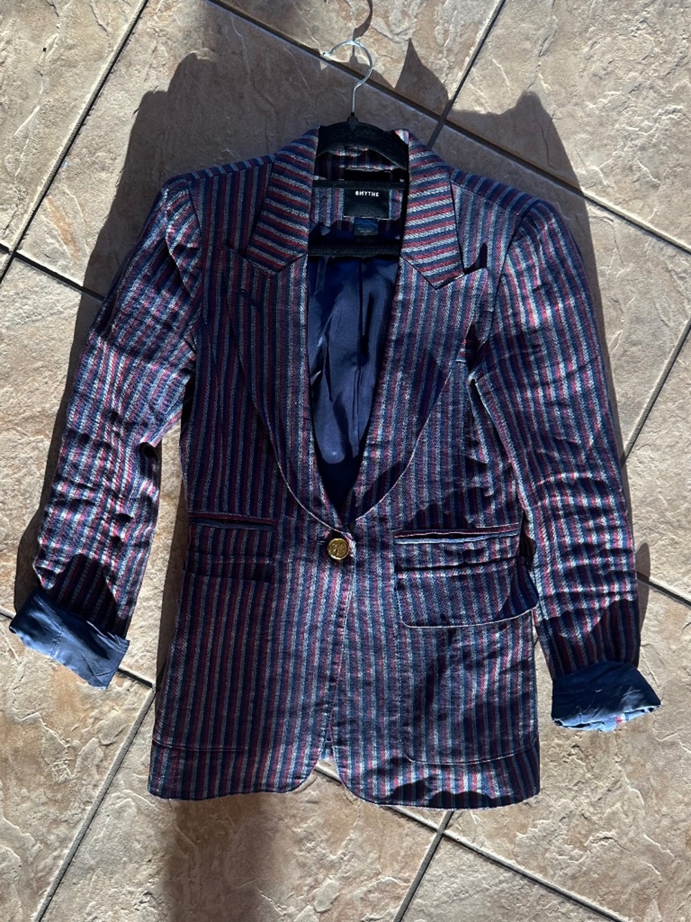 Smythe 100% linen Button-down $250